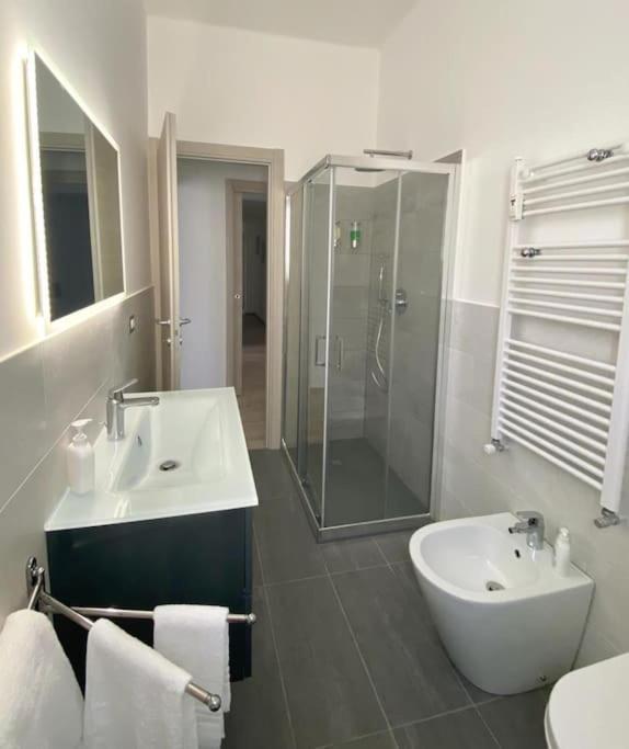 Appartamento Titti's House - Parcheggio Custodito In Garage Gratis Genova